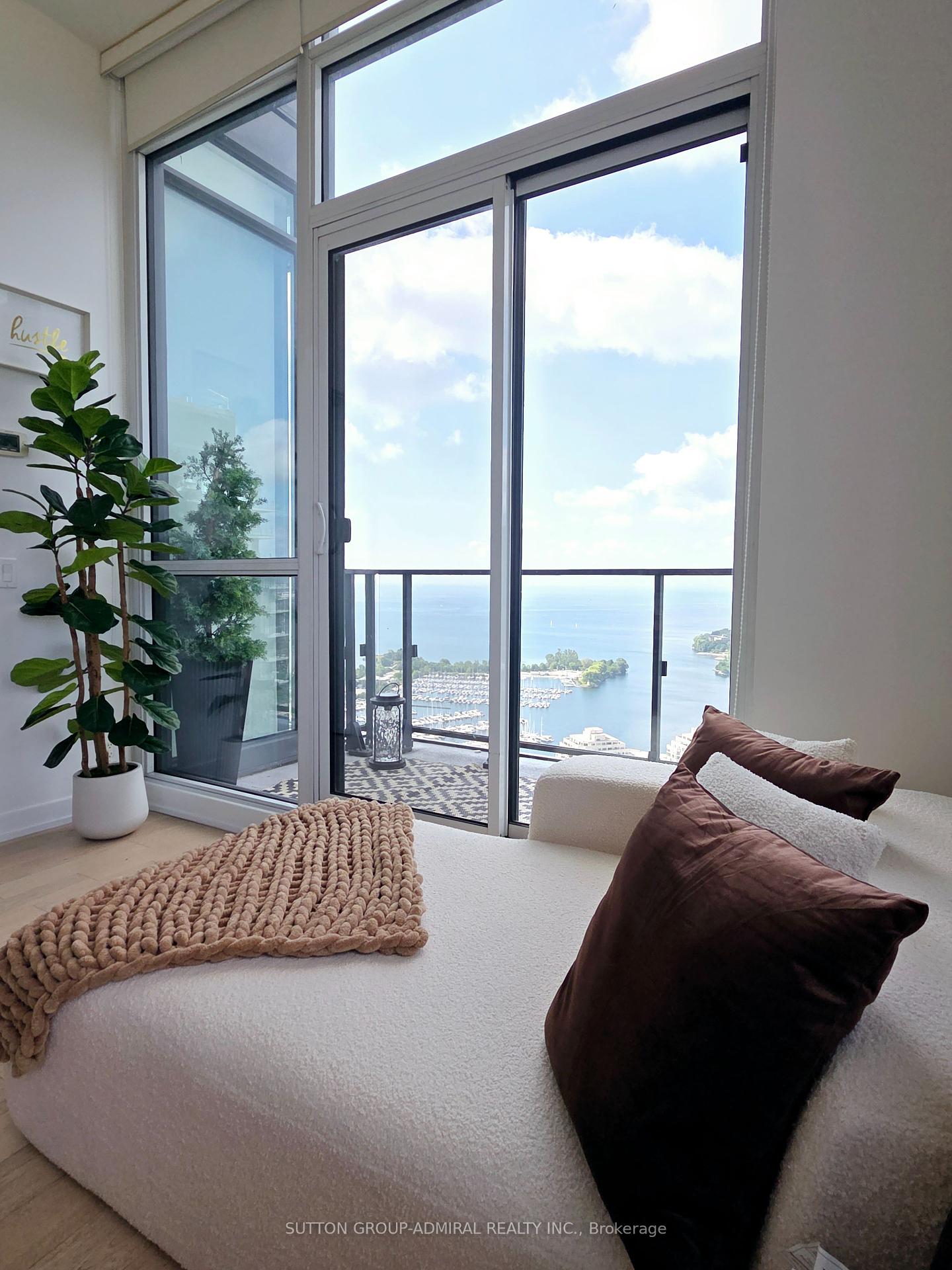 2200-lake-shore-boulevard-w-etobicoke-ontario-w12410295