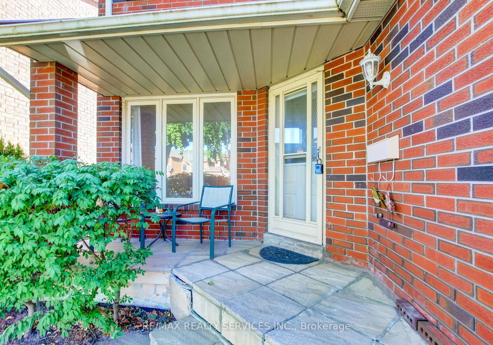 37-lord-simcoe-drive-brampton-ontario-w12410311