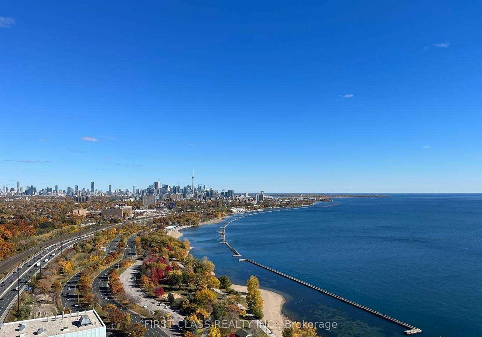 1926-lake-shore-boulevard-w-toronto-ontario-w12410418