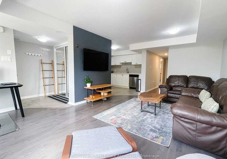 2441-greenwich-drive-oakville-ontario-w12410421