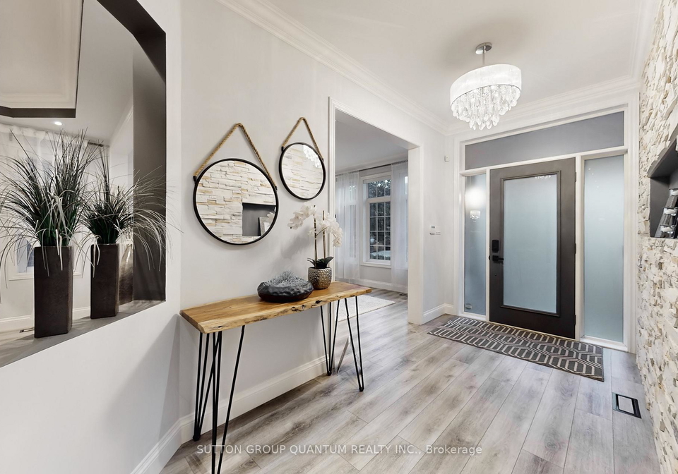 556-bridgeview-road-oakville-ontario-w12410648