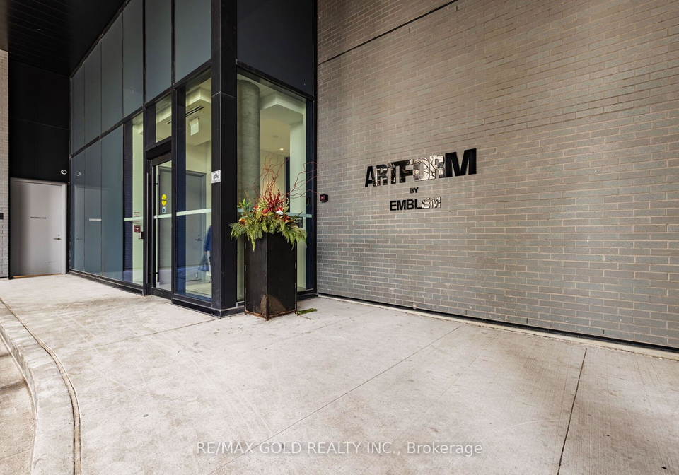 86-e-dundas-street-e-mississauga-ontario-w12410691