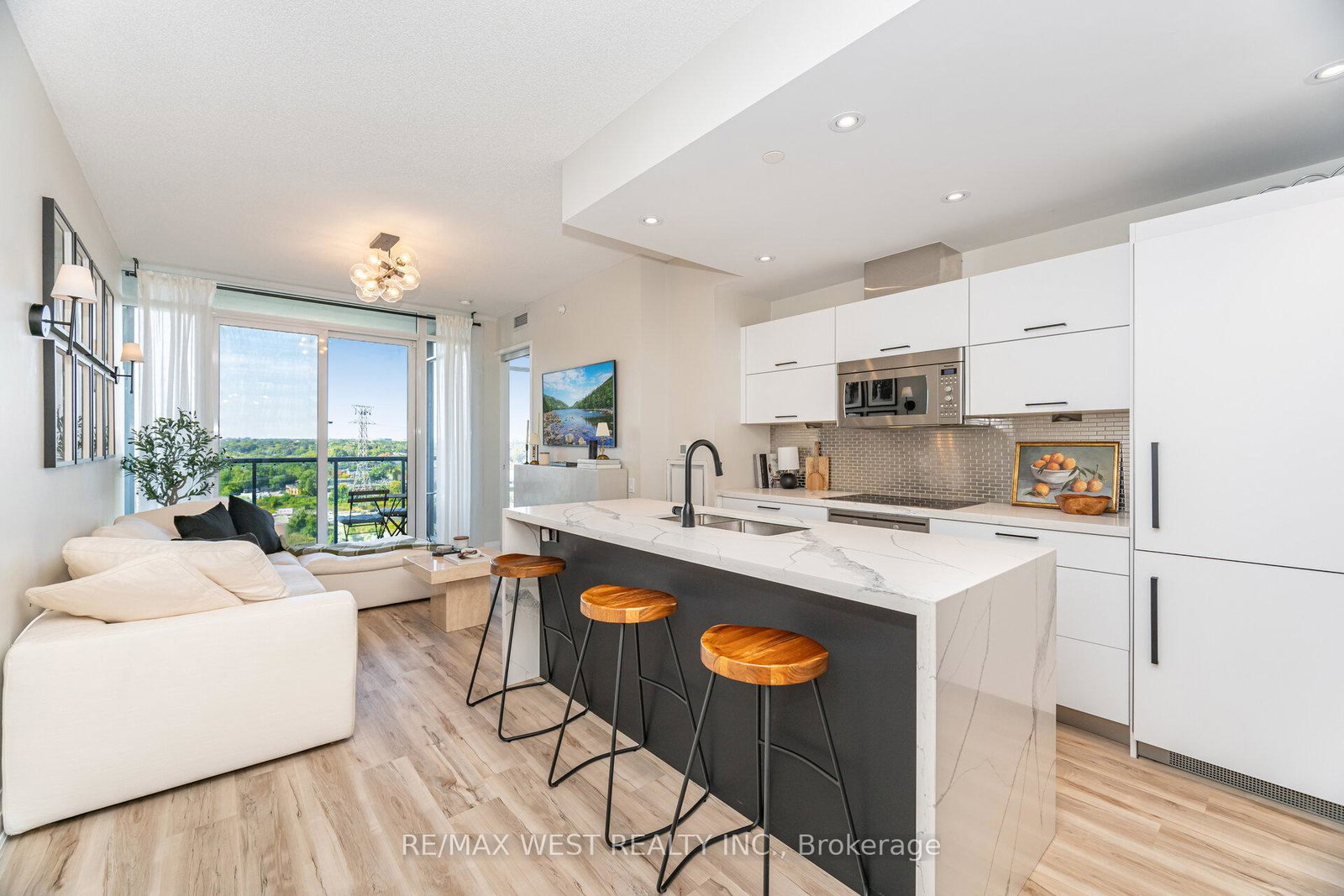 88-park-lawn-road-etobicoke-ontario-w12410753