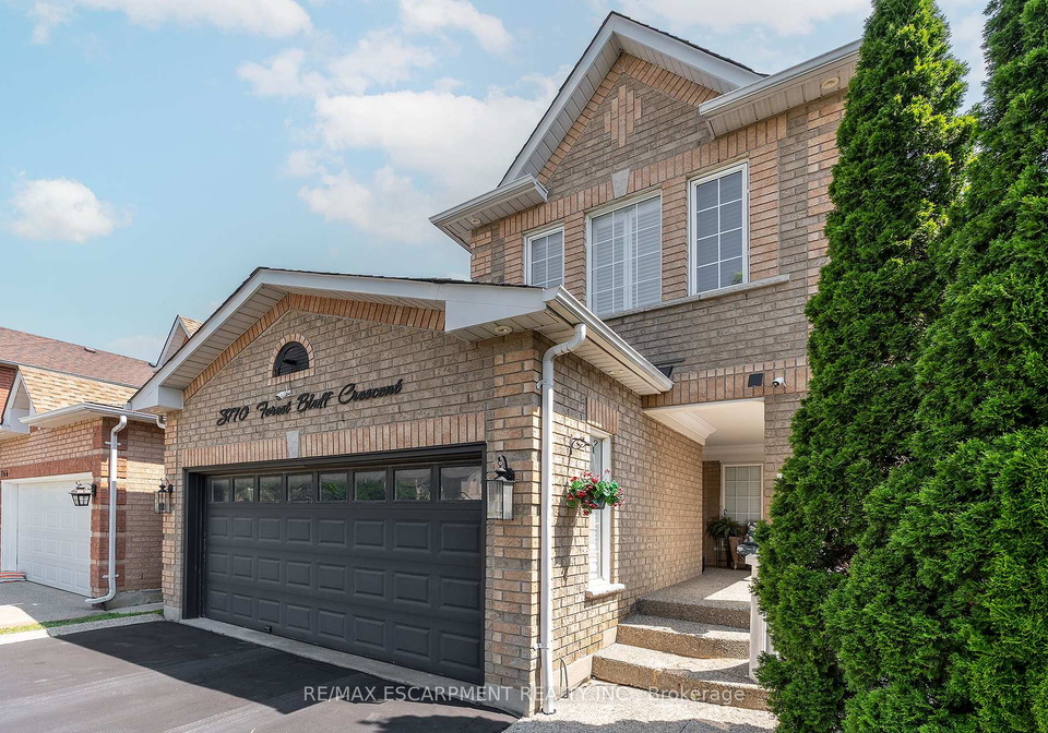 3770-forest-bluff-crescent-mississauga-ontario-w12410778