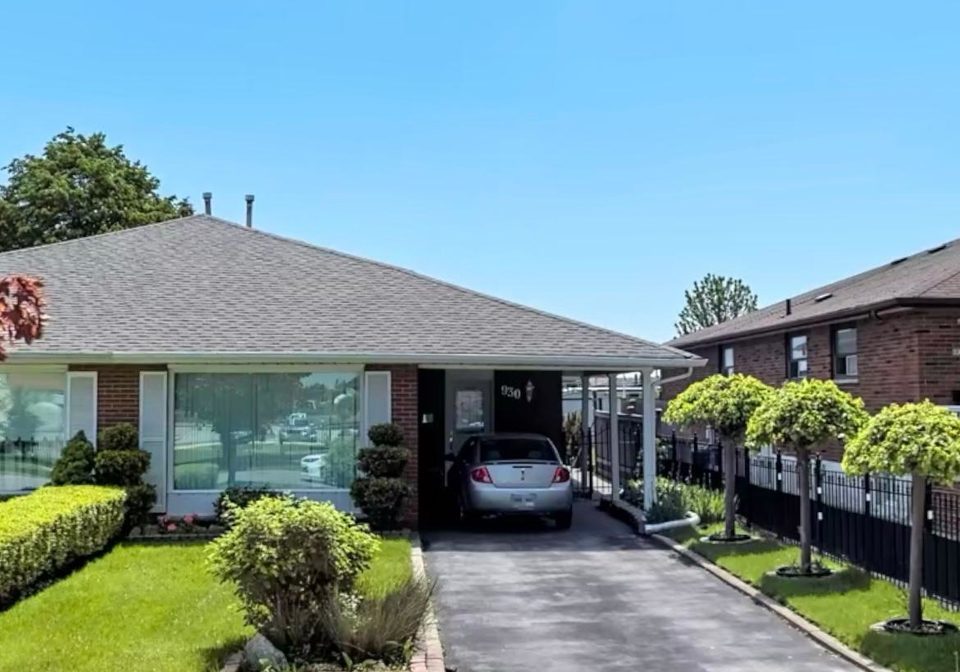 930-flagship-drive-mississauga-ontario-w12410867