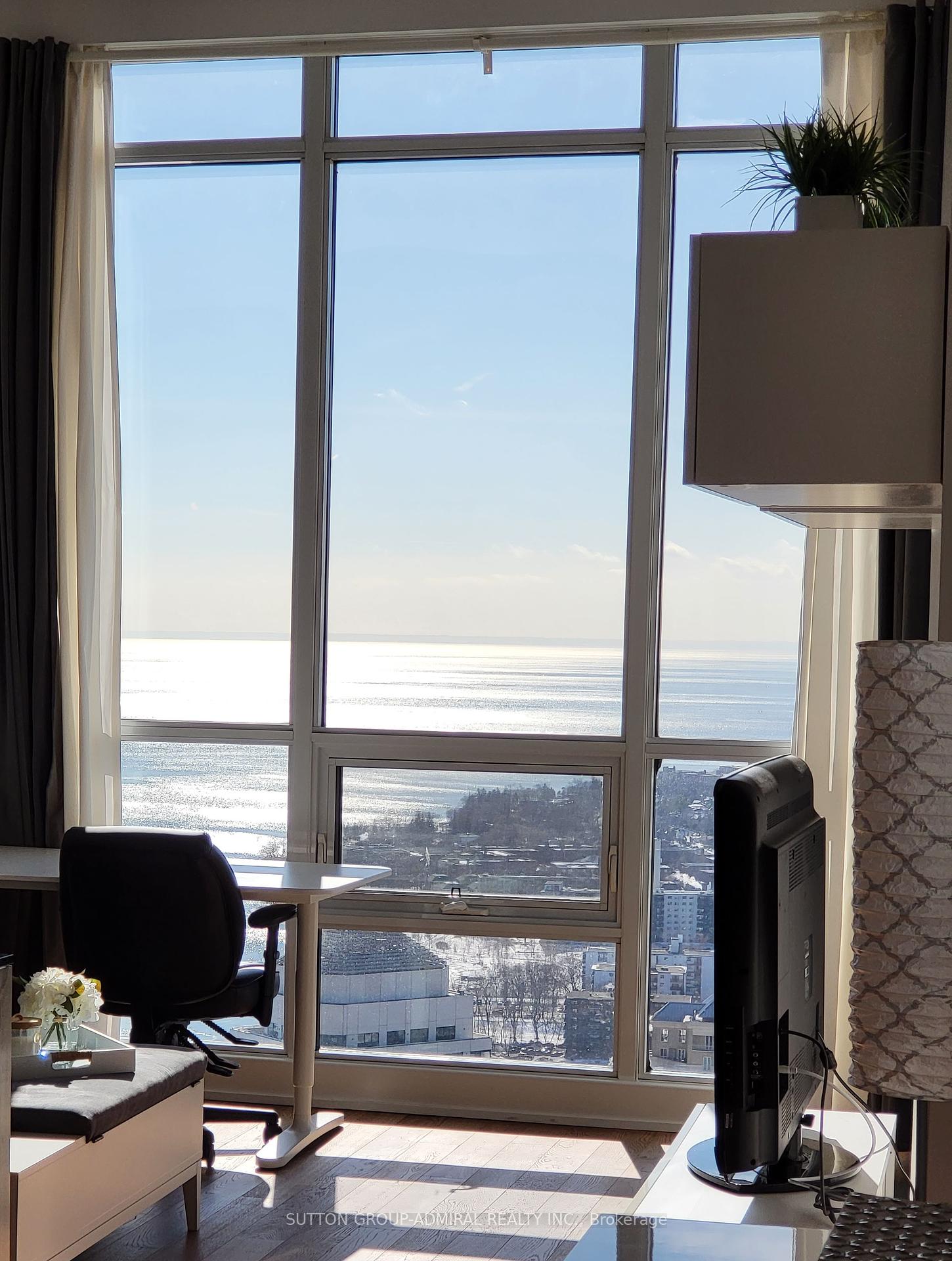 2220-lake-shore-boulevard-w-etobicoke-ontario-w12410871