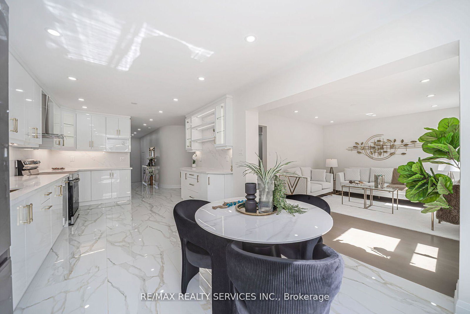 10-linderwood-drive-brampton-ontario-w12410905