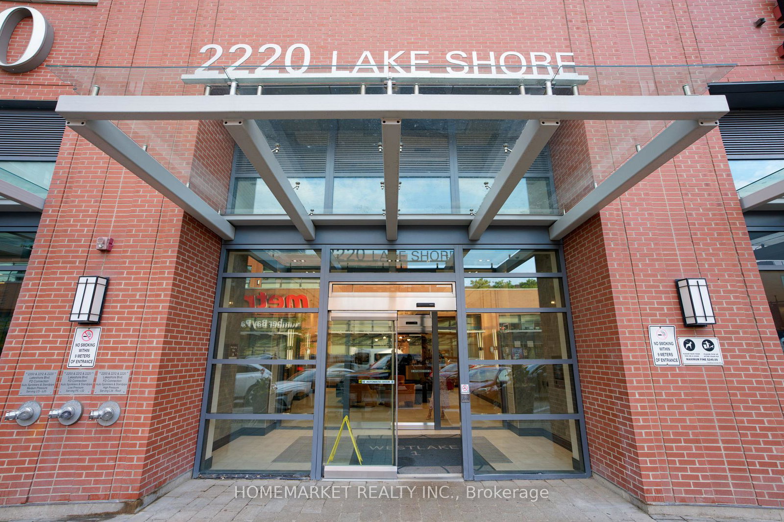 2220-lake-shore-boulevard-w-etobicoke-ontario-w12410922