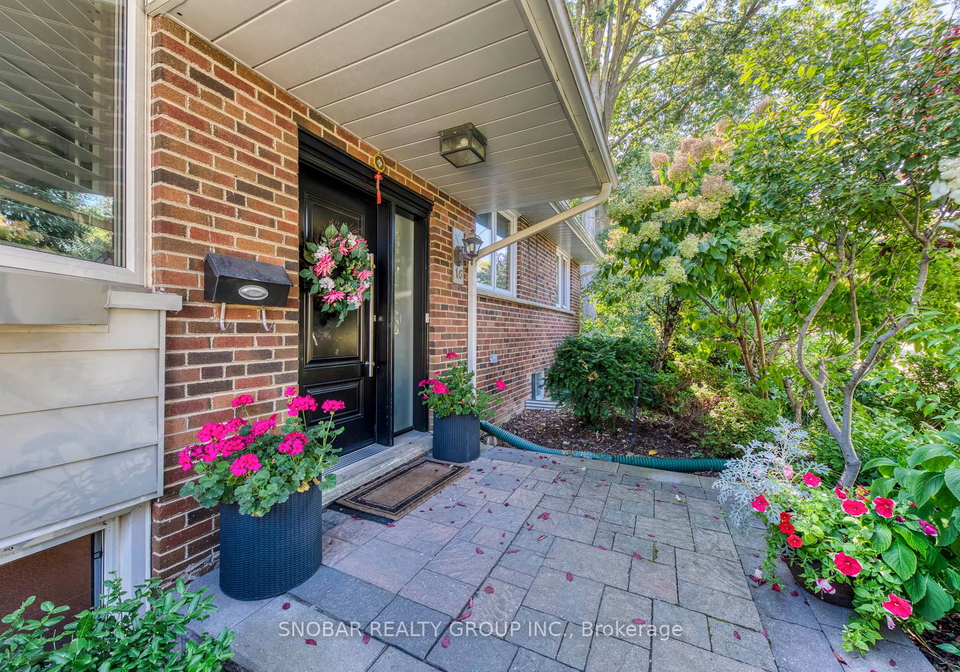 16-cheshire-drive-etobicoke-ontario-w12410995