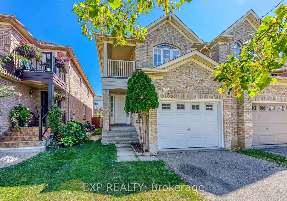 7135-magistrate-terrace-mississauga-ontario-w12411103