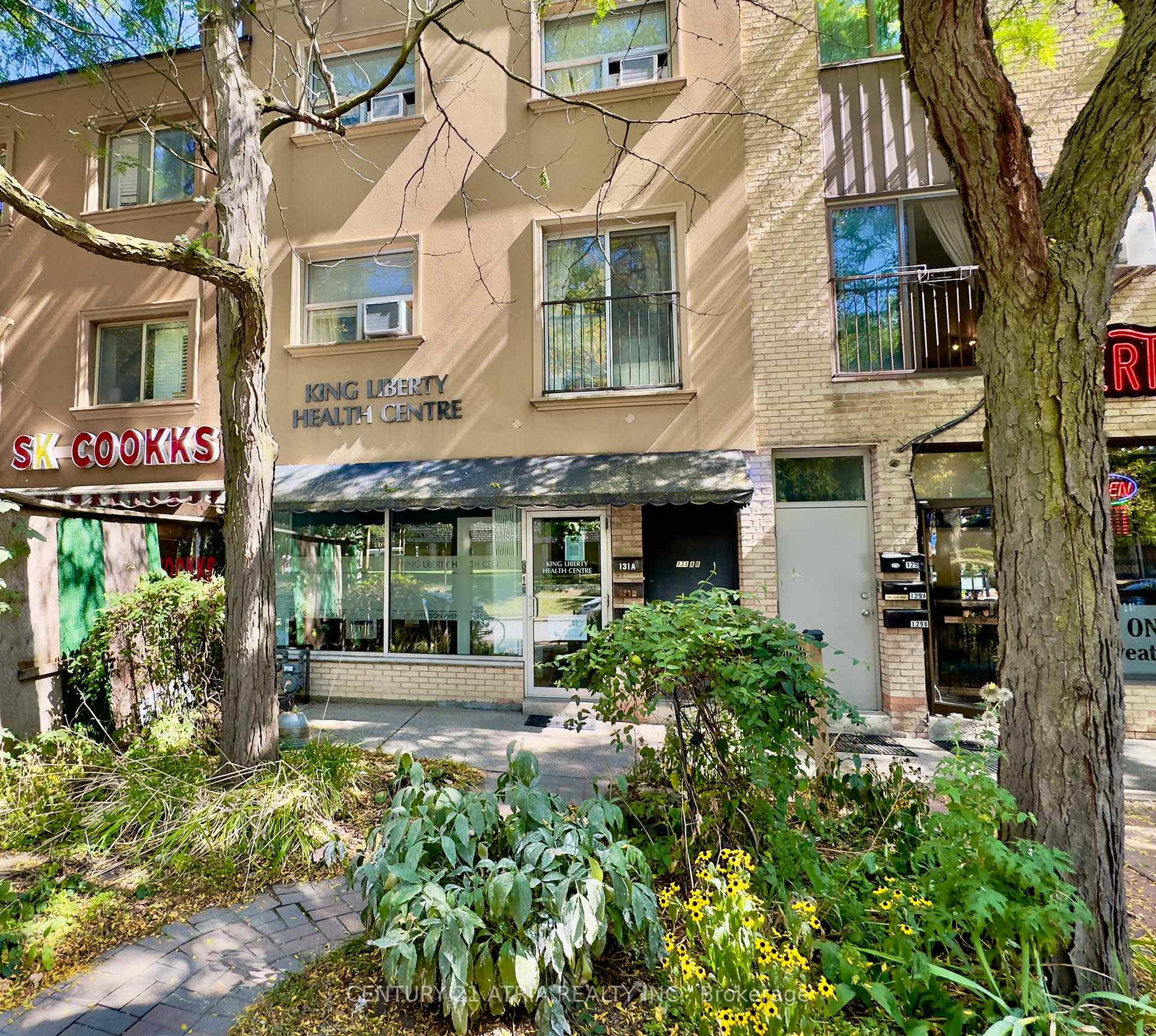131-jefferson-avenue-toronto-ontario-w12411239
