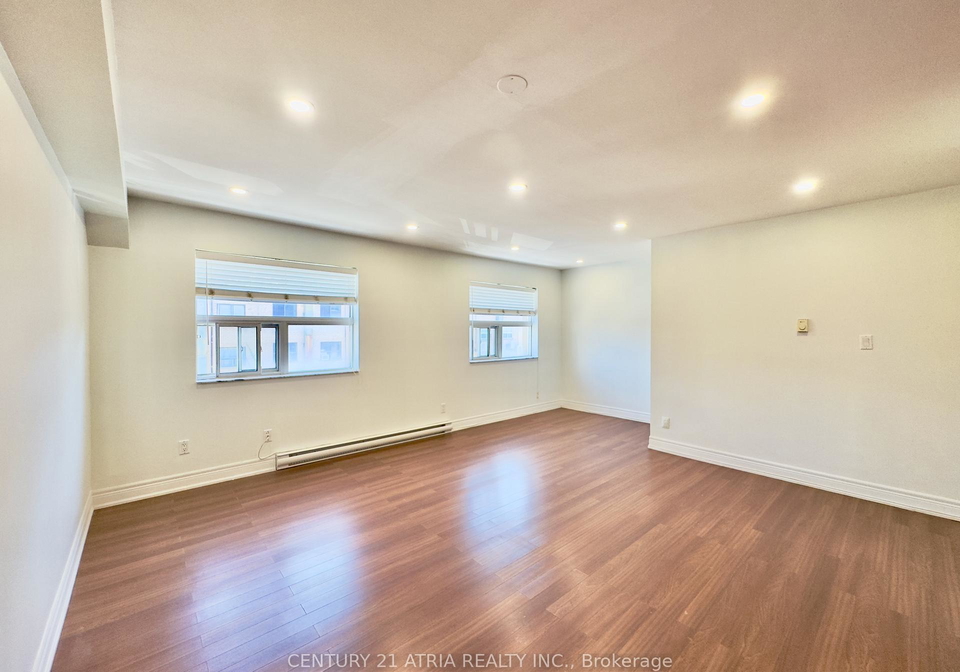 131-jefferson-avenue-toronto-ontario-w12411239