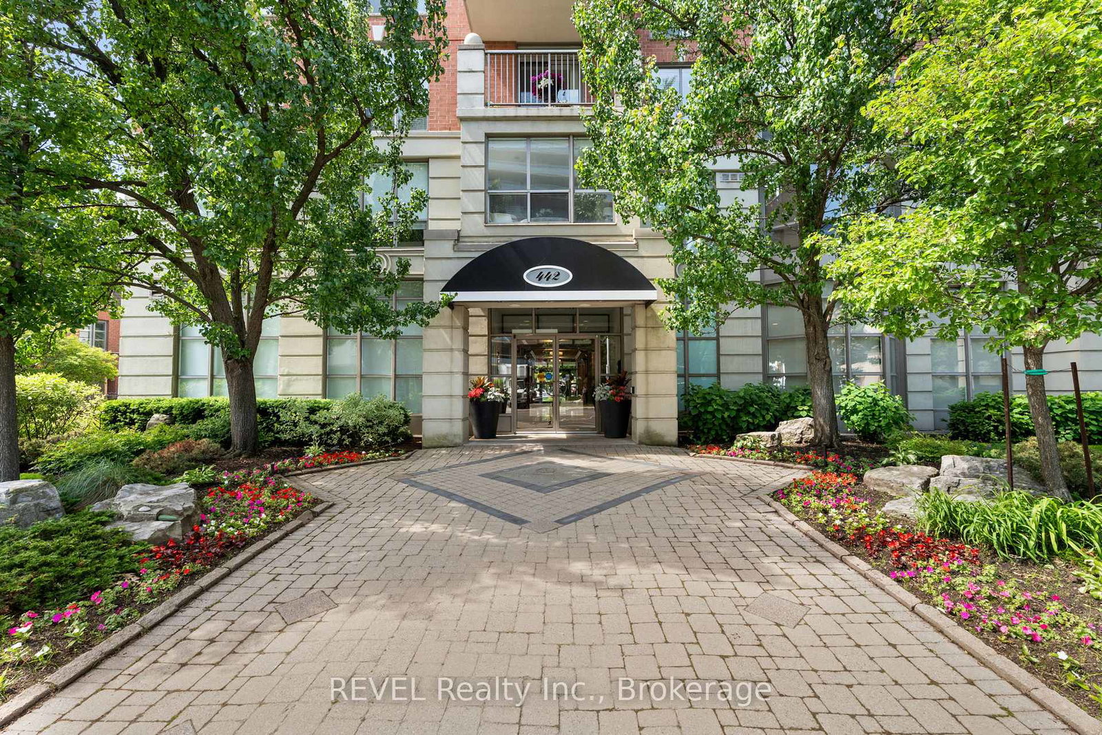 442-maple-avenue-burlington-ontario-w12411462