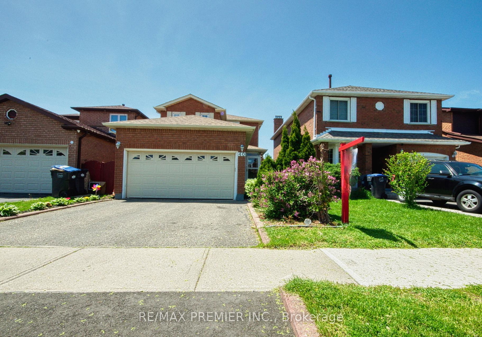 40-kentucky-drive-brampton-ontario-w12411486