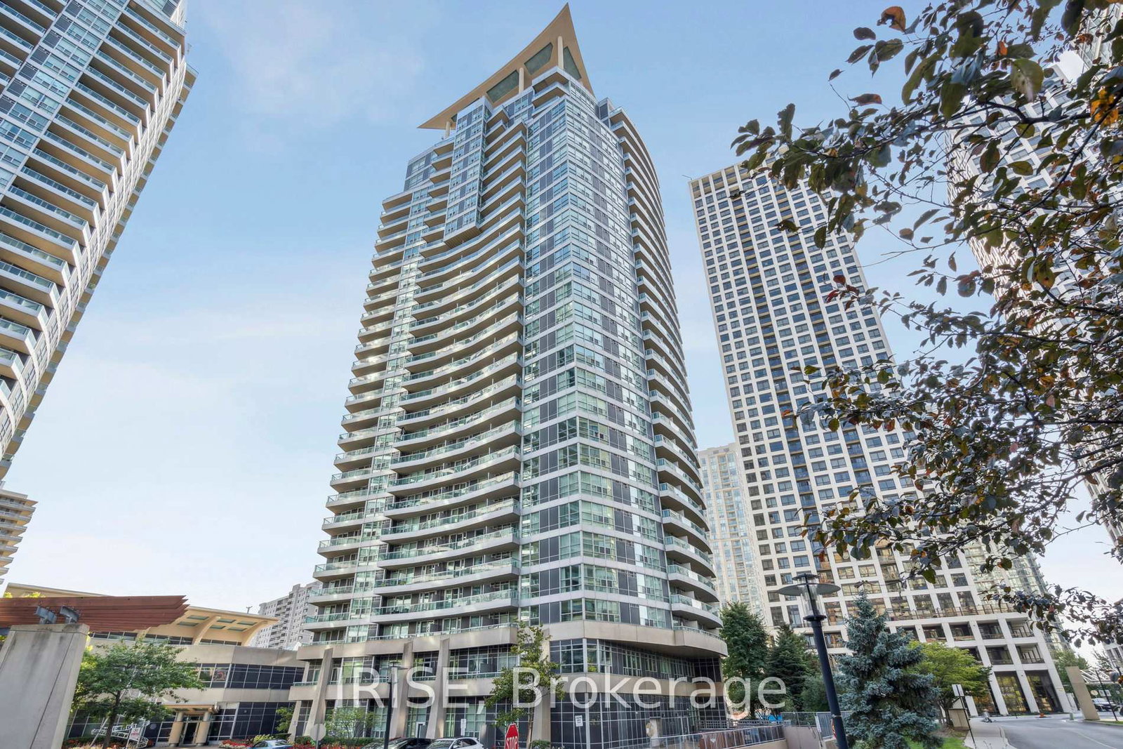 33-elm-drive-mississauga-ontario-w12411990