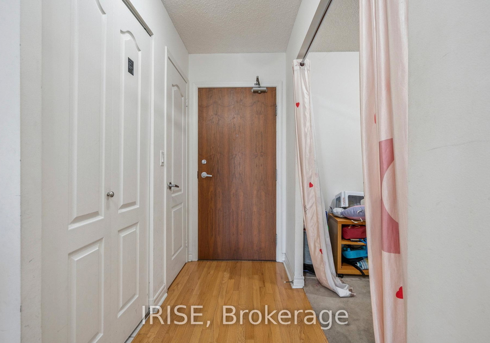 33-elm-drive-mississauga-ontario-w12411990