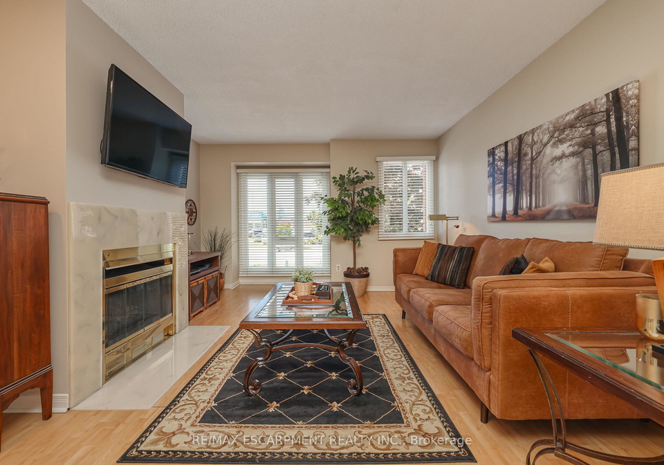 895-maple-avenue-burlington-ontario-w12411992