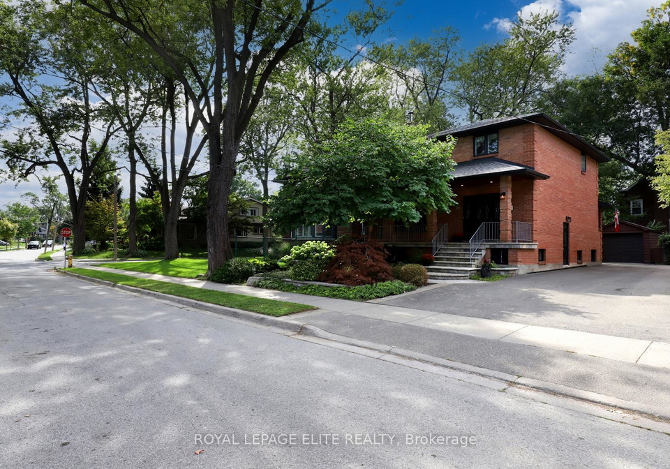 20-eastbourne-crescent-etobicoke-ontario-w12412089