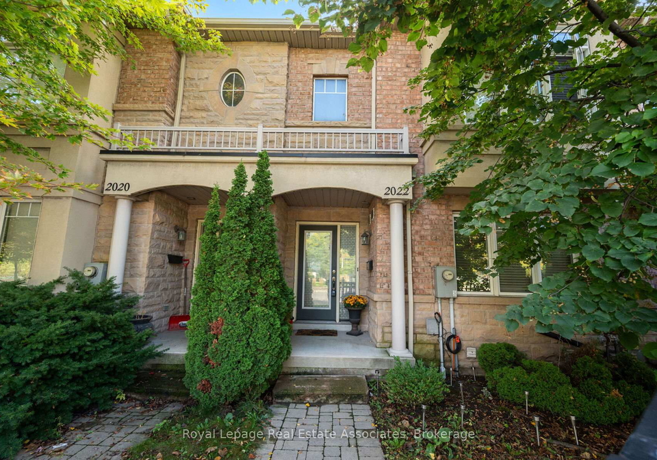 2022-lakeshore-road-w-mississauga-ontario-w12412403