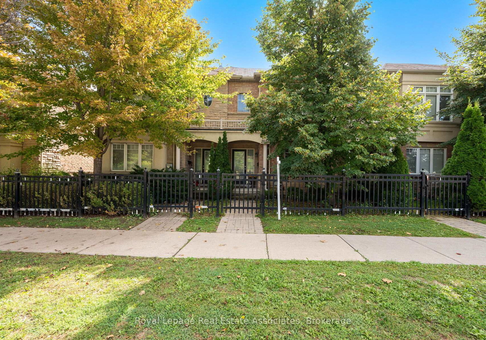 2022-lakeshore-road-w-mississauga-ontario-w12412403