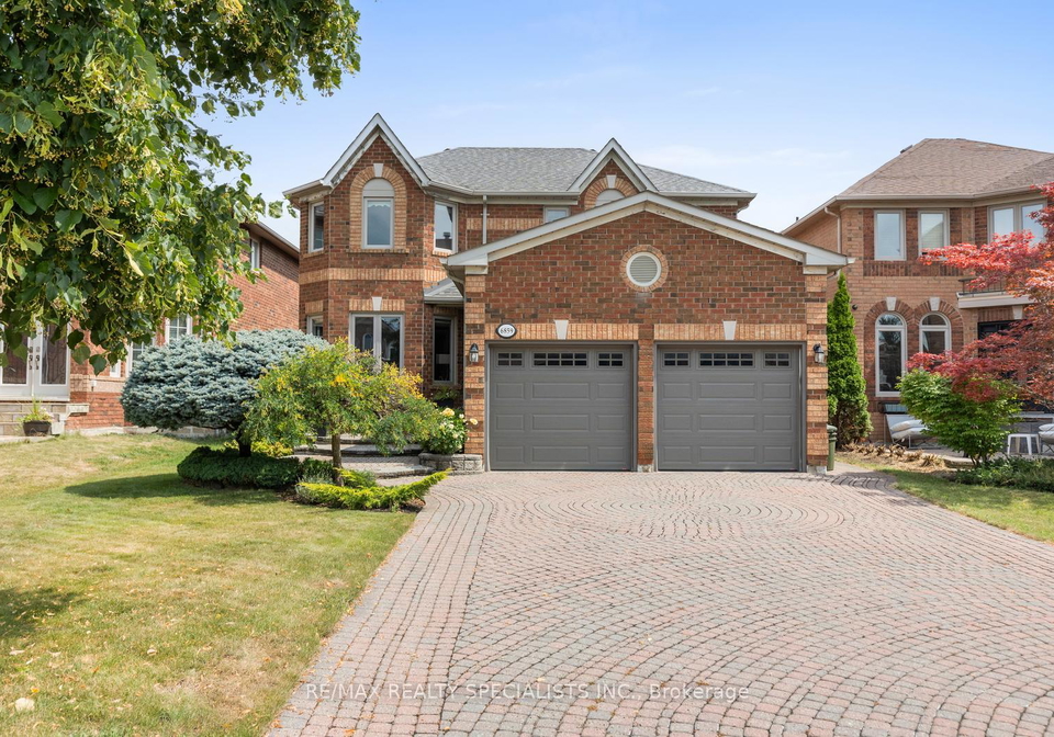 6859-summer-heights-drive-mississauga-ontario-w12412535