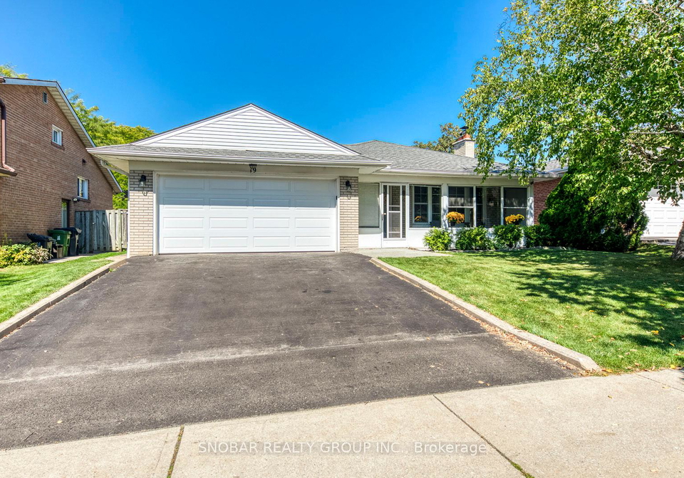 19-deanewood-crescent-etobicoke-ontario-w12412672