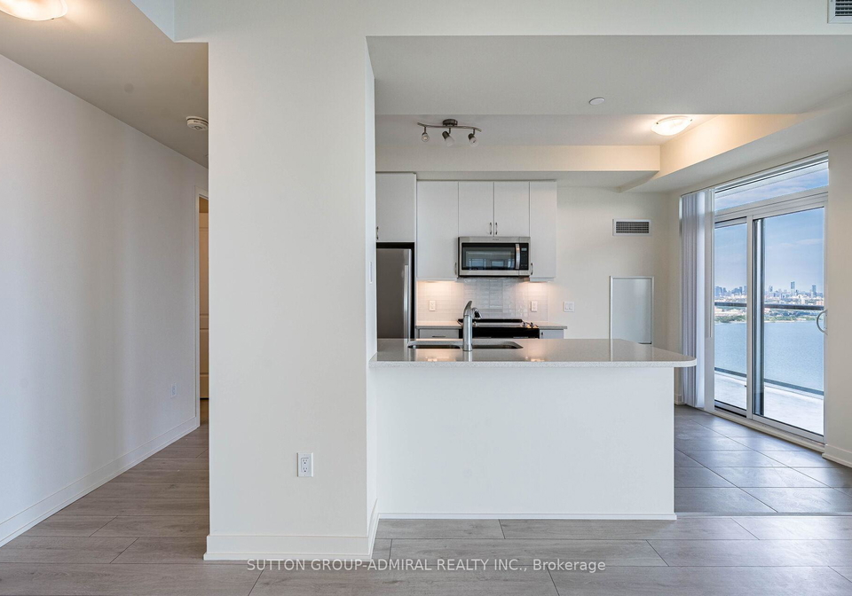 38-annie-craig-drive-etobicoke-ontario-w12412750