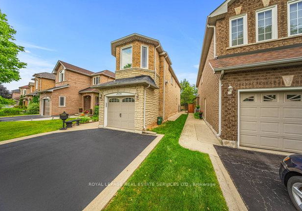 2036-shady-glen-road-oakville-ontario-w12412984
