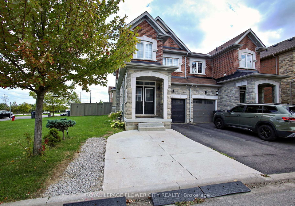 81-baffin-crescent-brampton-ontario-w12413112