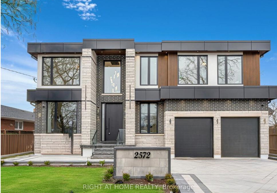 2572-edenhurst-drive-mississauga-ontario-w12413178