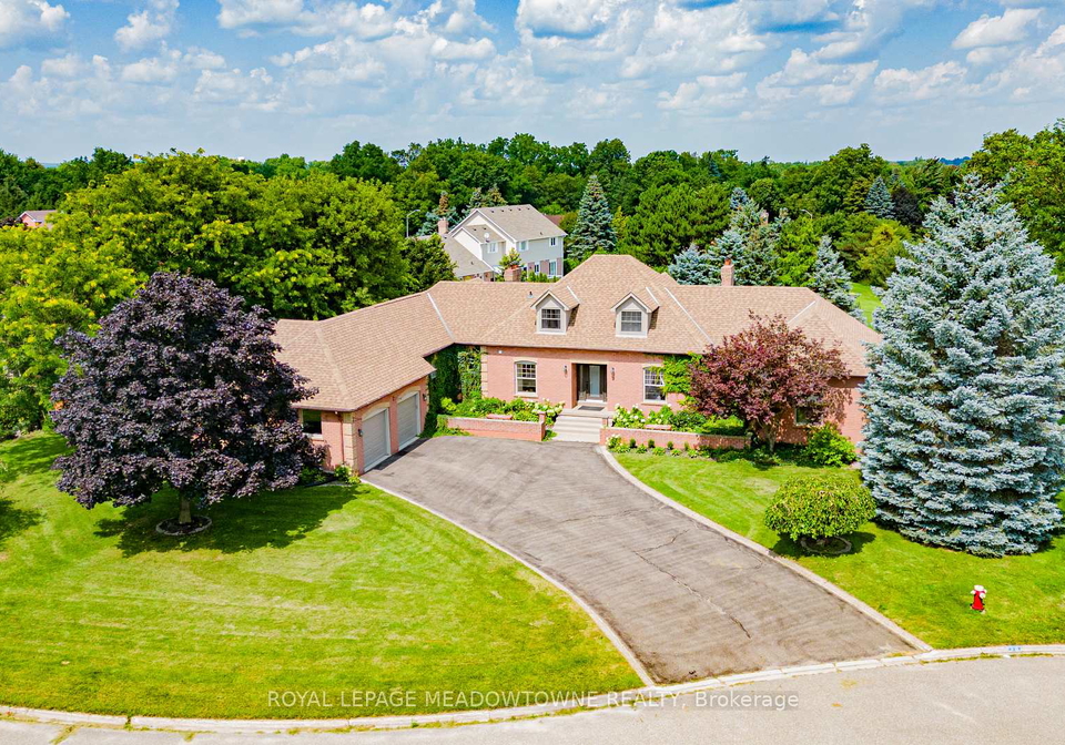 3-appelbe-court-halton-hills-ontario-w12413240