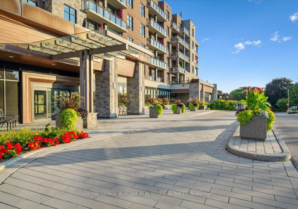 3290-new-street-w-burlington-ontario-w12413372