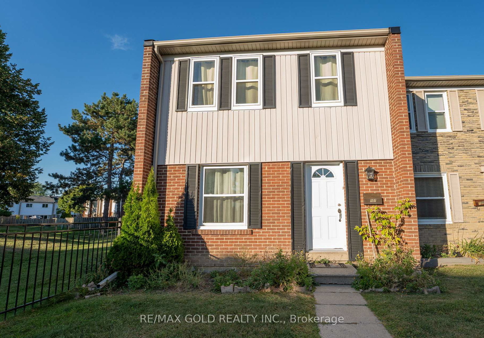 900-central-park-drive-brampton-ontario-w12413499