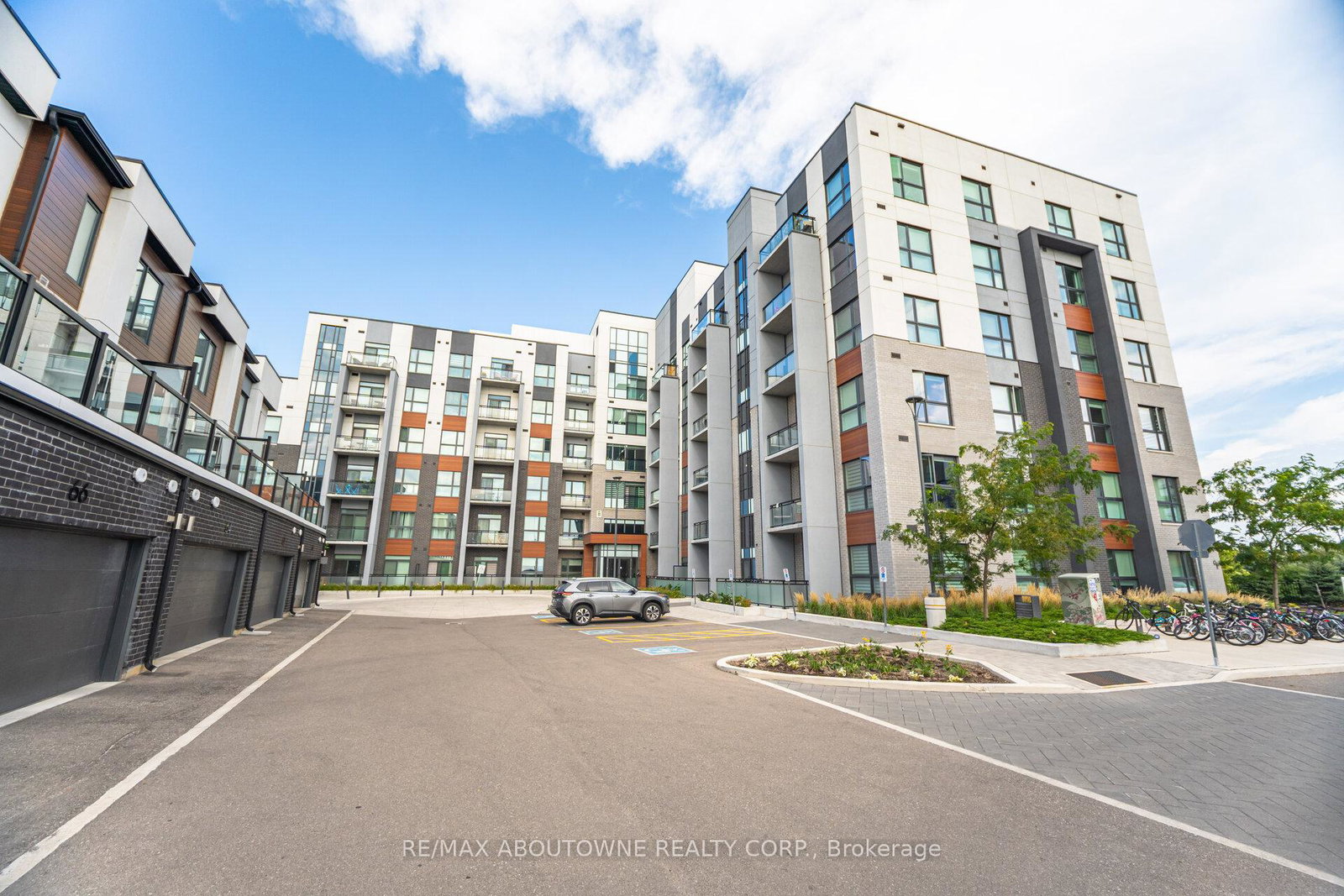50-kaitting-trail-oakville-ontario-w12413528