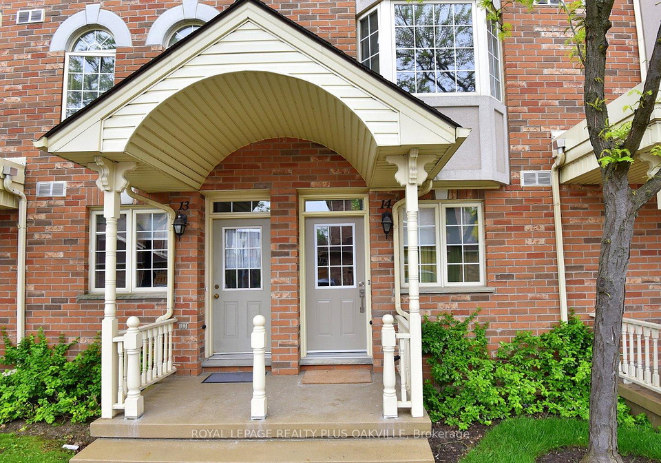 4045-upper-middle-road-burlington-ontario-w12413620