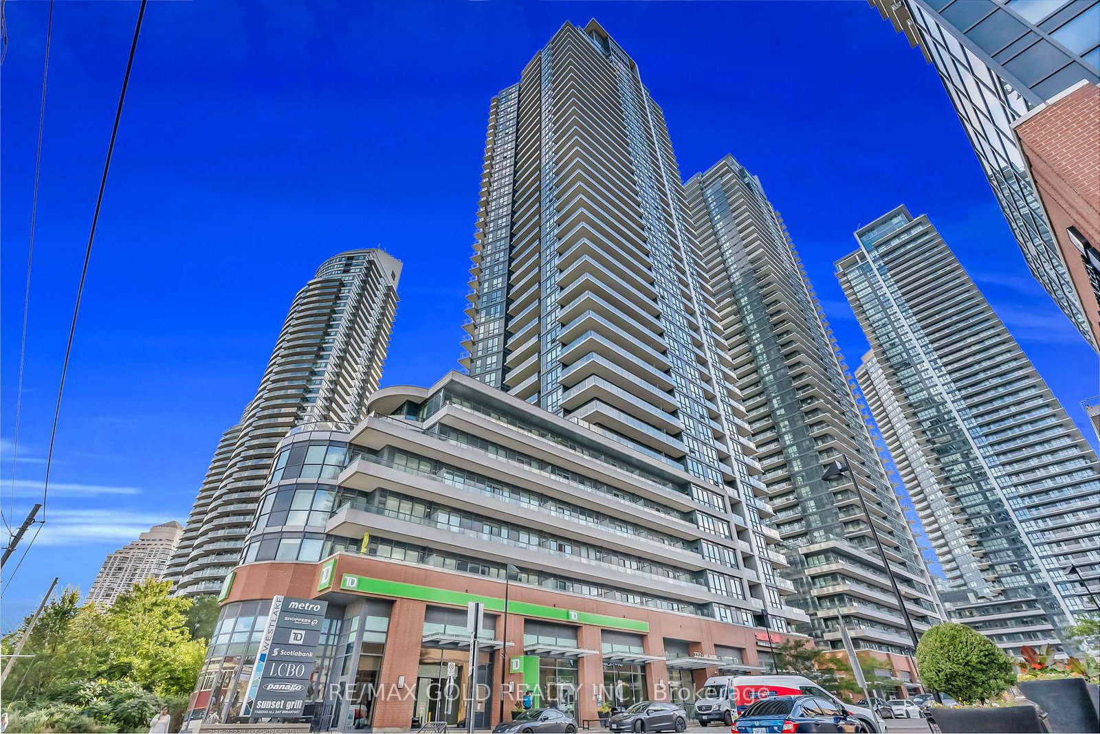 2212-lake-shore-boulevard-w-etobicoke-ontario-w12413918