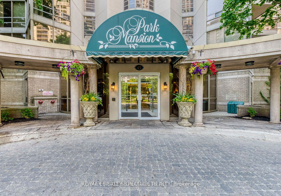 45-kingsbridge-garden-circle-mississauga-ontario-w12414030