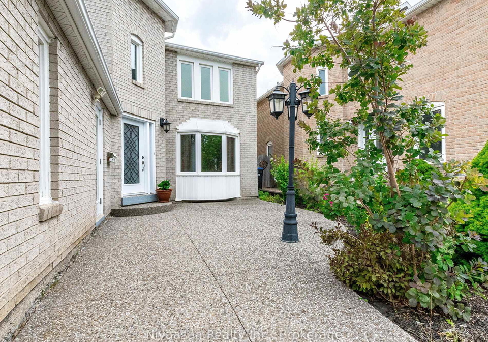 7209-danton-promenade-mississauga-ontario-w12414218