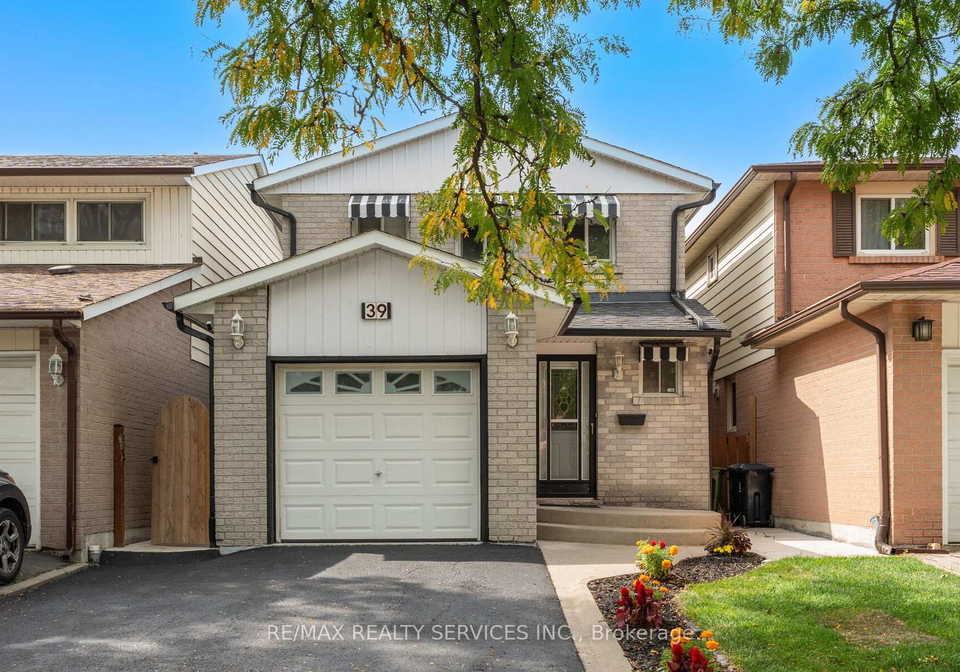 39-autumn-glen-circle-etobicoke-ontario-w12414513