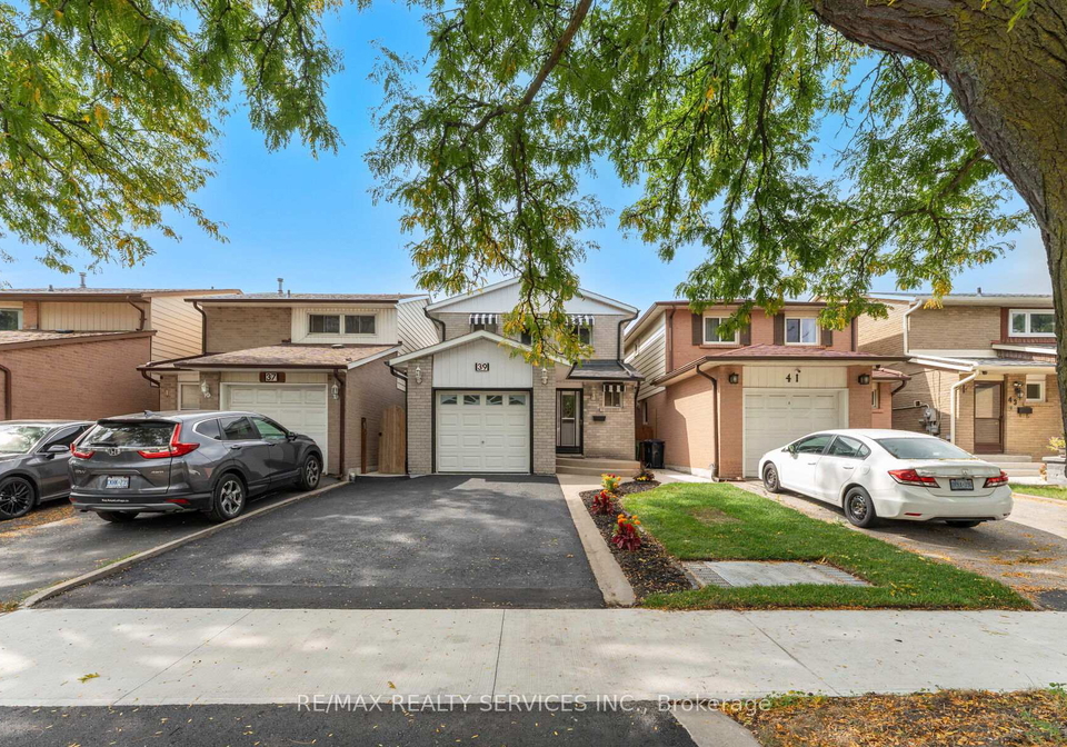 39-autumn-glen-circle-etobicoke-ontario-w12414513