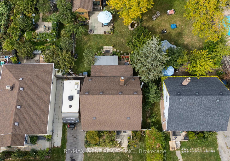 62-allenby-avenue-etobicoke-ontario-w12414547