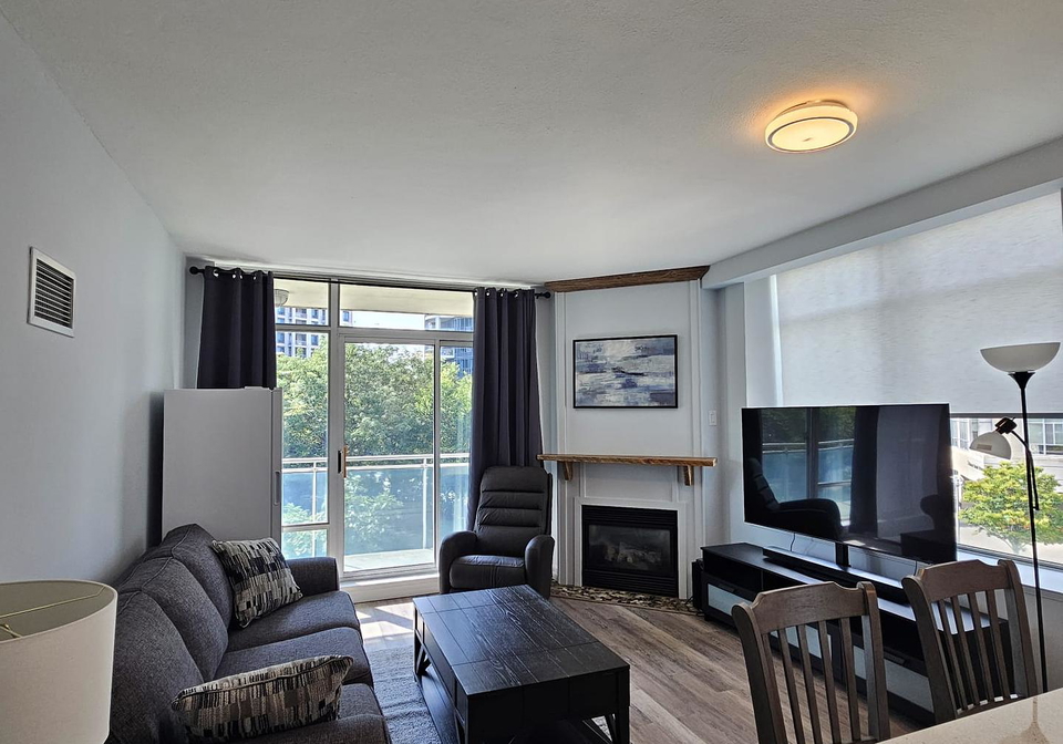 5-marine-parade-drive-etobicoke-ontario-w12414866