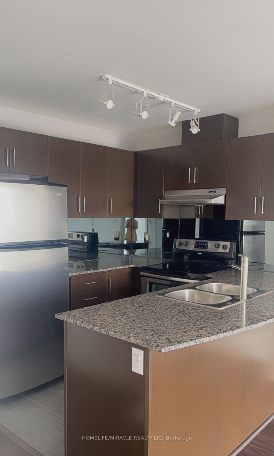 9-george-st-n-street-brampton-ontario-w12414934