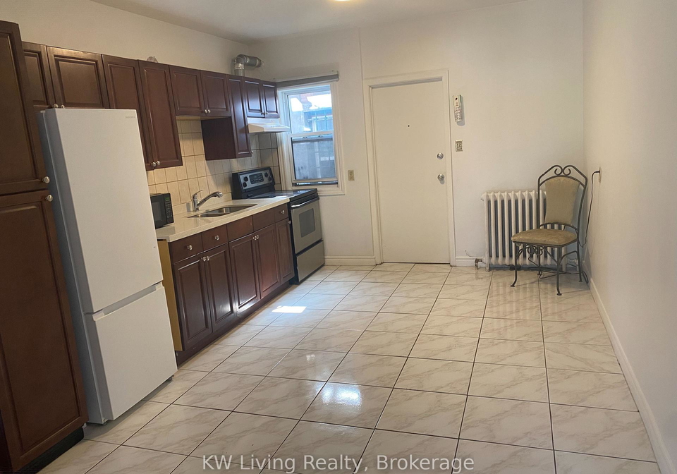 2890-lake-shore-boulevard-w-etobicoke-ontario-w12415414