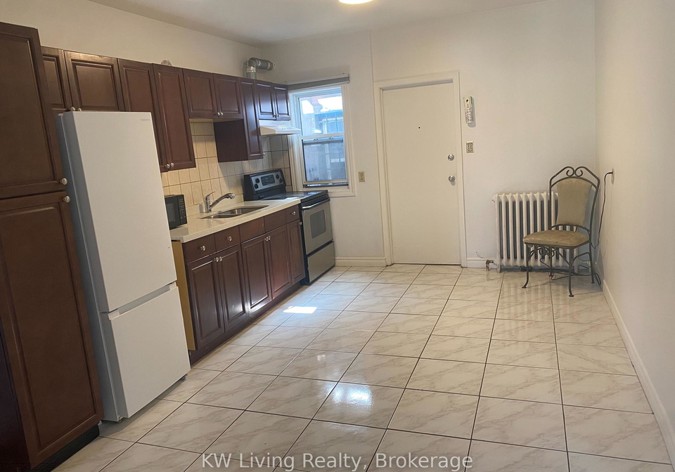 2890-lake-shore-boulevard-w-etobicoke-ontario-w12415414