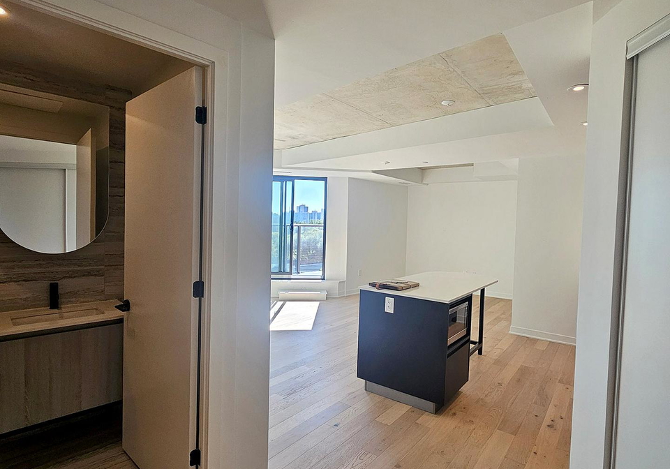 2625-dundas-street-w-toronto-ontario-w12415694