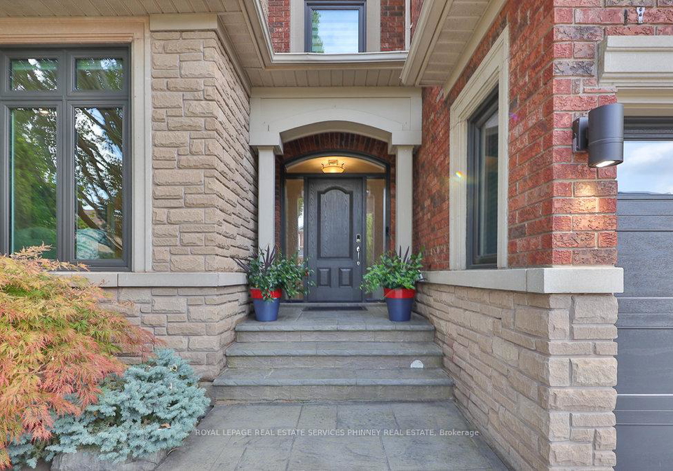 1212-grace-drive-oakville-ontario-w12415853
