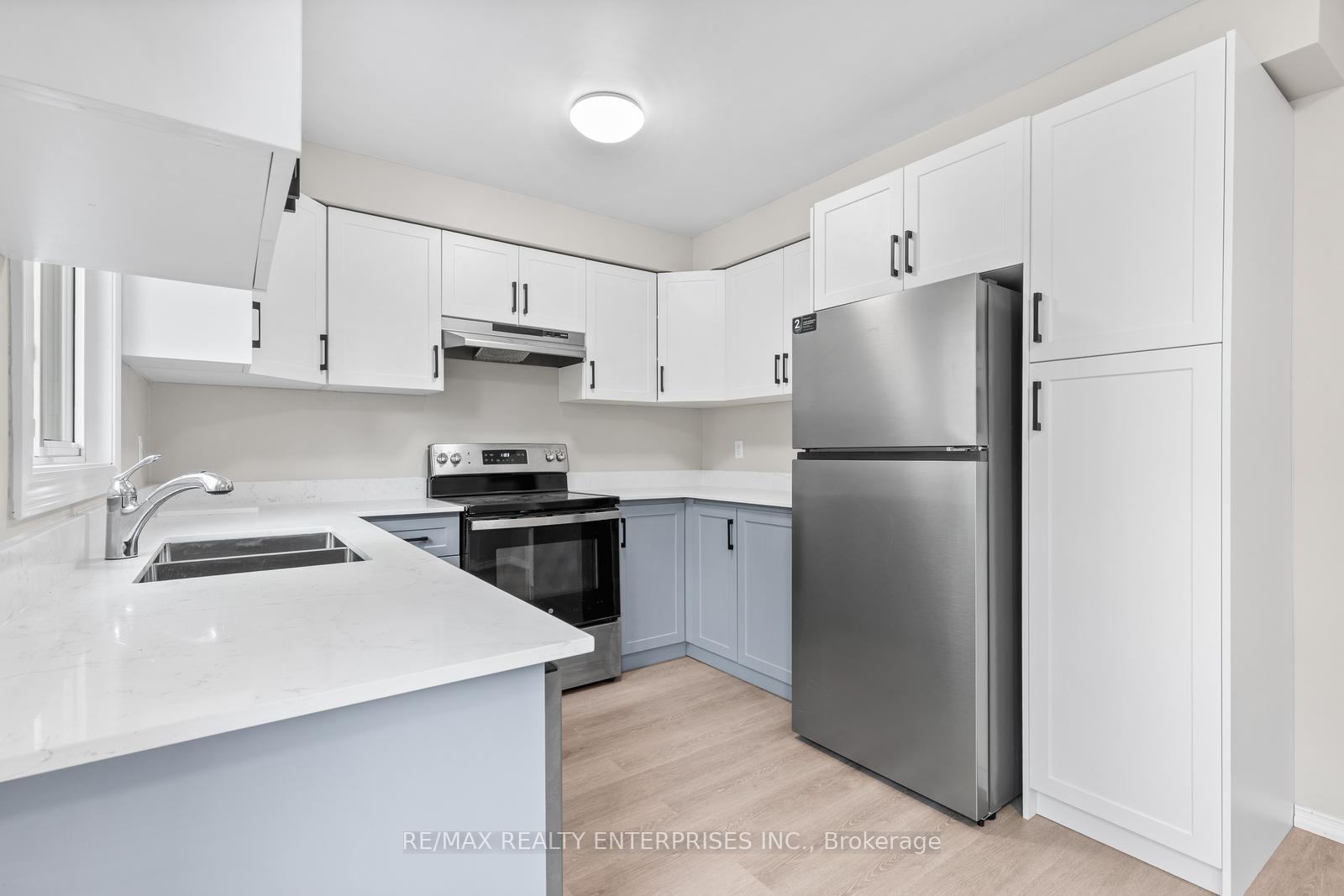 1333-hazel-mccleary-drive-oakville-ontario-w12415949