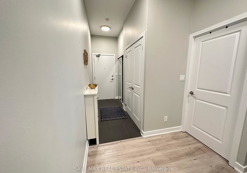 4070-confederation-parkway-mississauga-ontario-w12416049