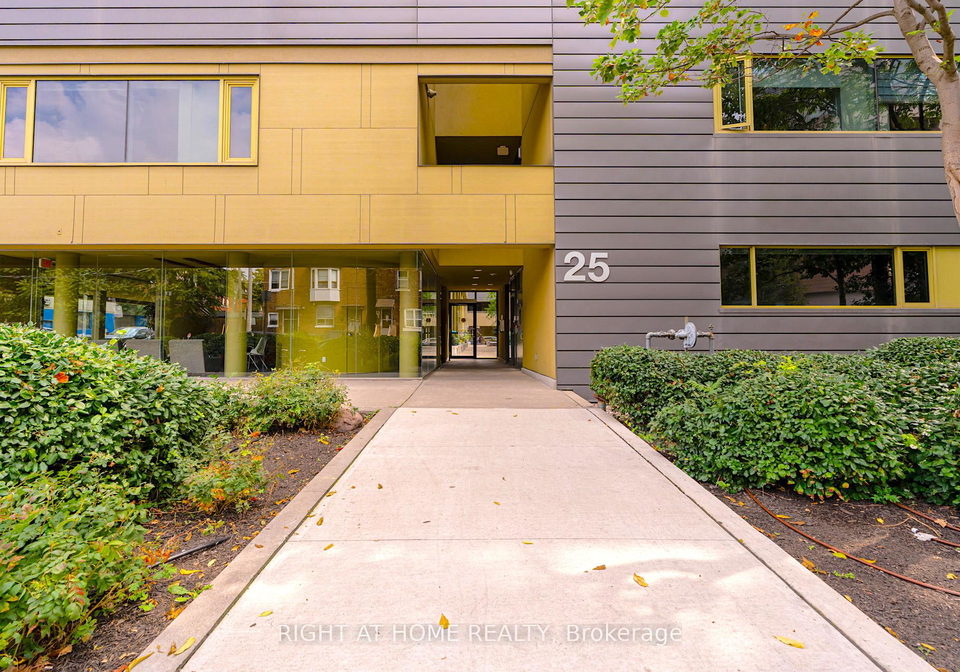 25-ritchie-avenue-s-toronto-ontario-w12416619